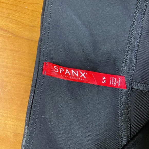 Spanx black faux leather leggings small - Picture 7 of 11